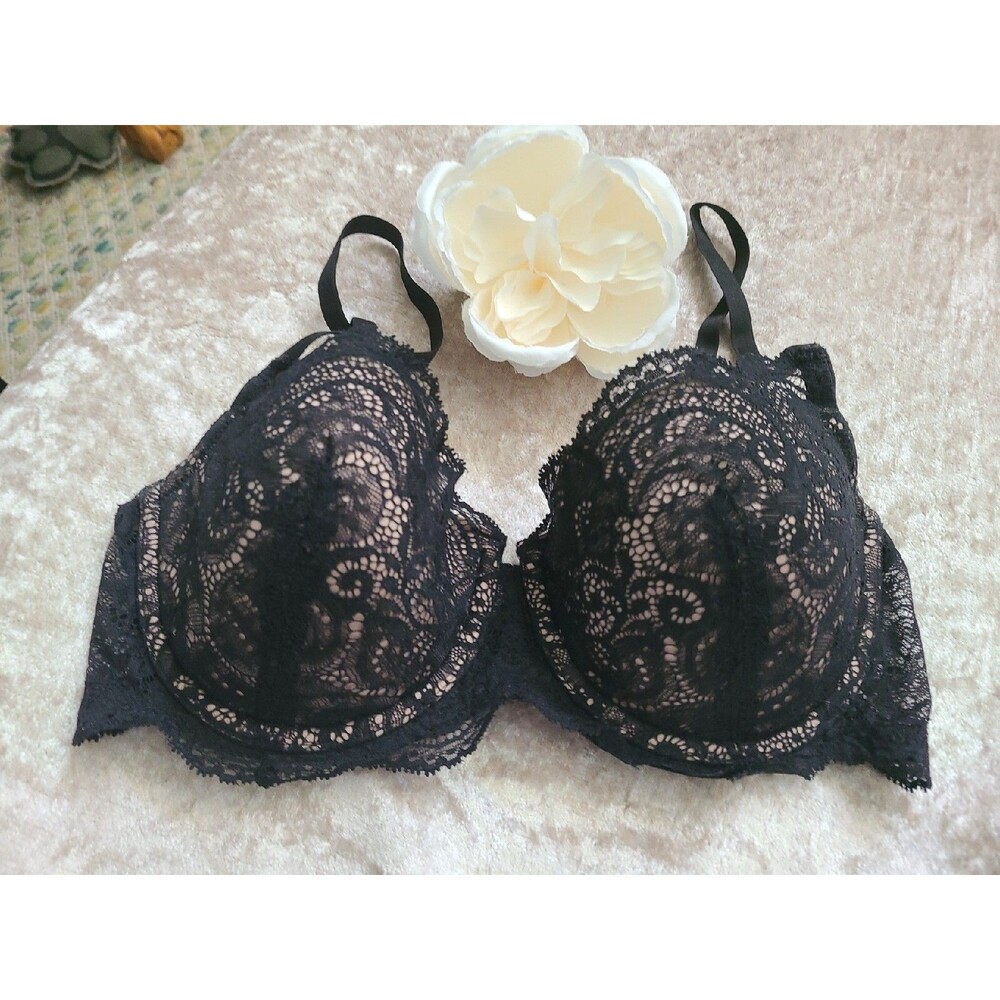 Third Love 24/7 BLACK Lace Contour Plunge Bra Size 32D 1/2 VERY NICE!